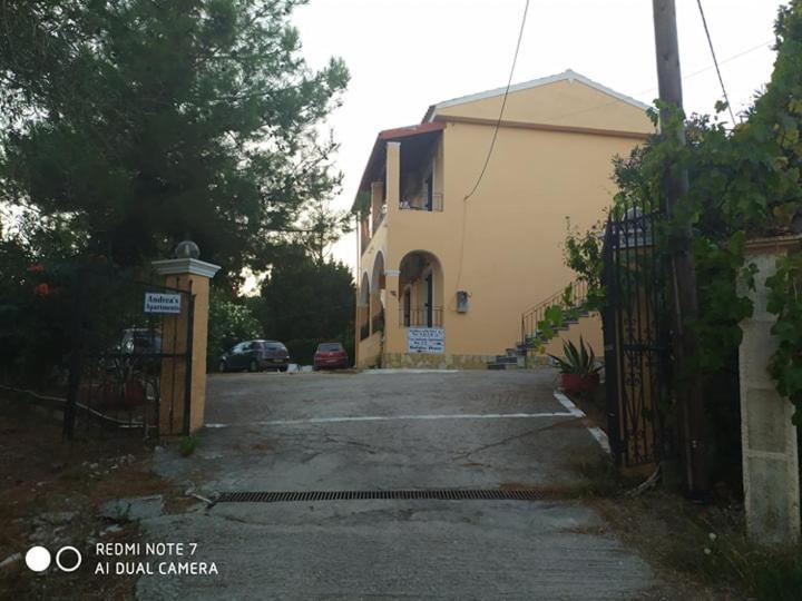 Andreas Apartments Agios Georgios Pagon Exterior foto